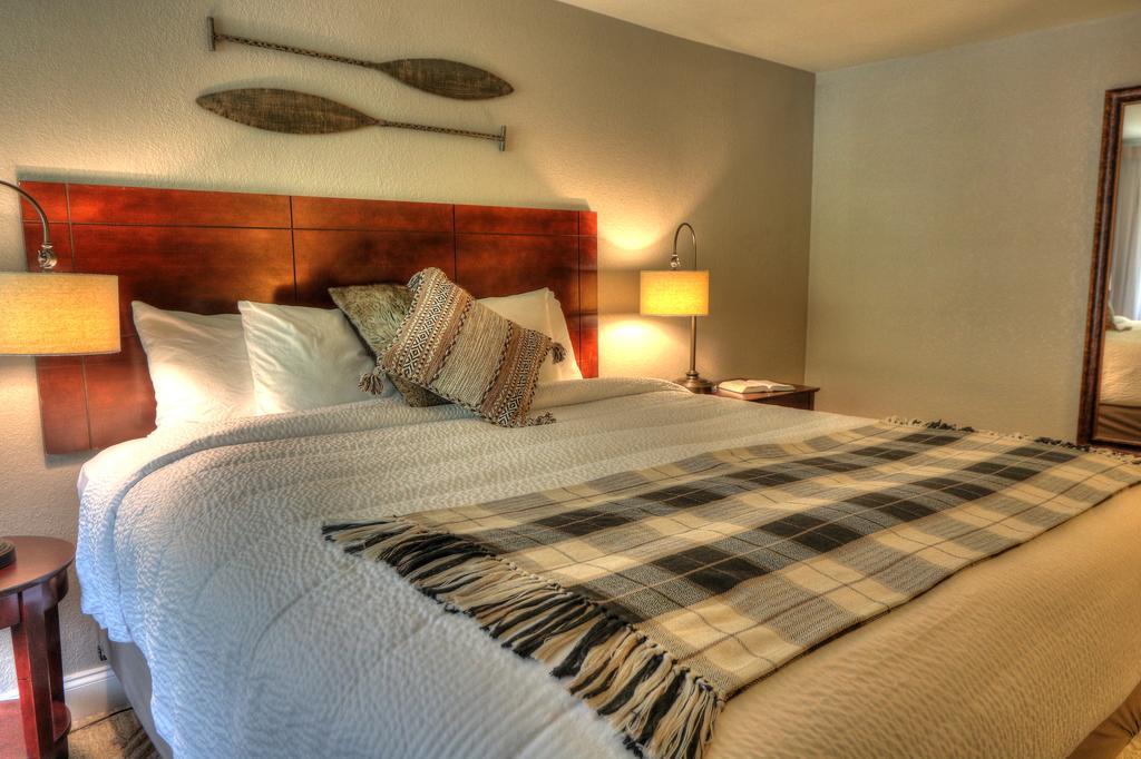 River Edge Inn Гатлинбург Экстерьер фото