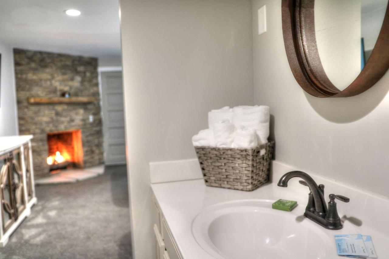 River Edge Inn Гатлинбург Экстерьер фото
